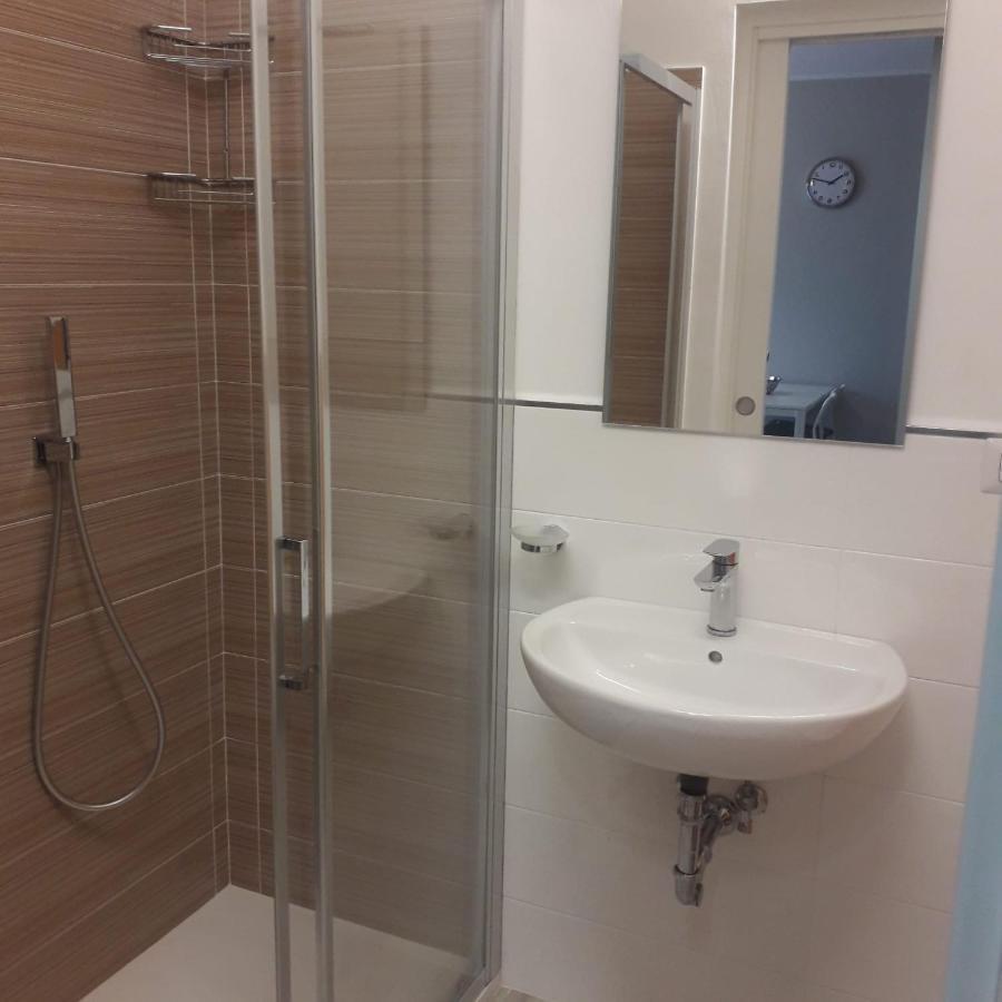 Ad Un Passo Dal Mare Apartamento Porto SantʼElpidio Exterior foto
