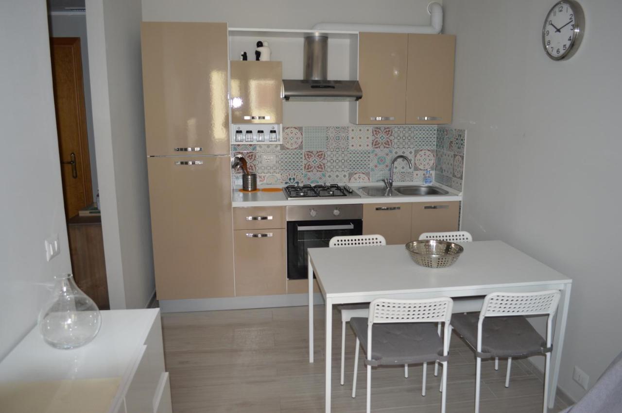 Ad Un Passo Dal Mare Apartamento Porto SantʼElpidio Exterior foto