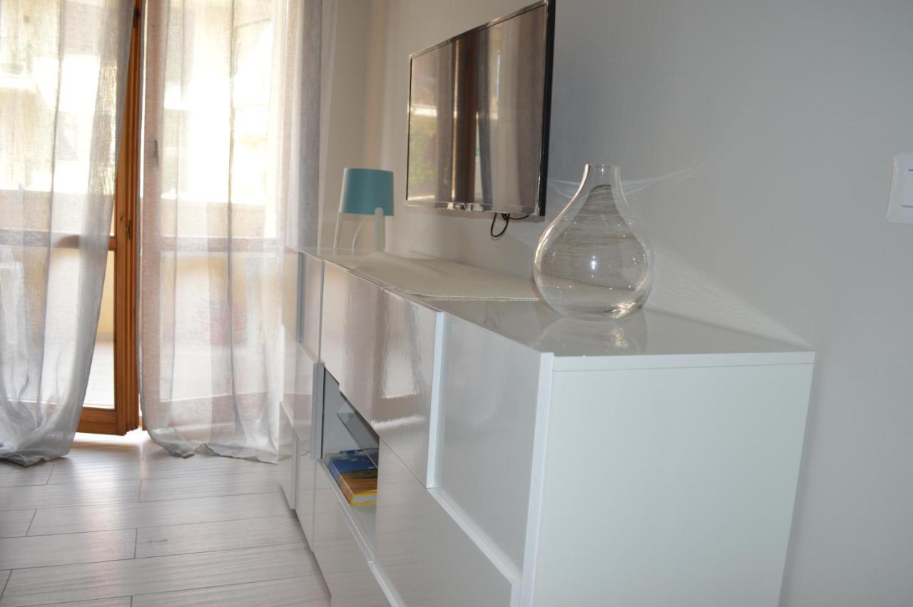 Ad Un Passo Dal Mare Apartamento Porto SantʼElpidio Exterior foto