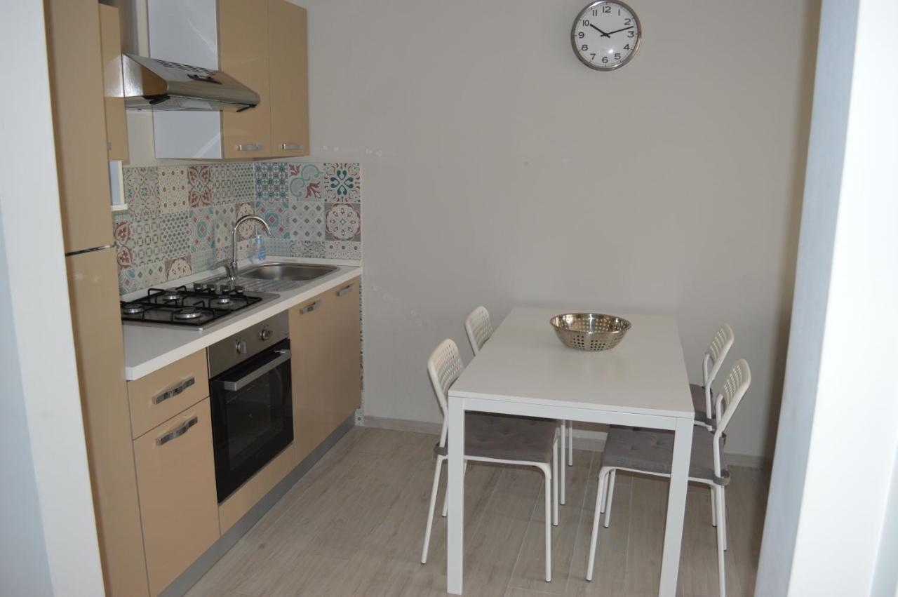 Ad Un Passo Dal Mare Apartamento Porto SantʼElpidio Exterior foto