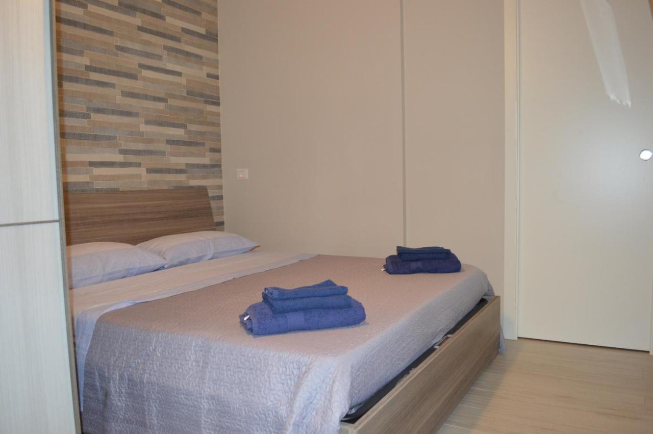 Ad Un Passo Dal Mare Apartamento Porto SantʼElpidio Exterior foto